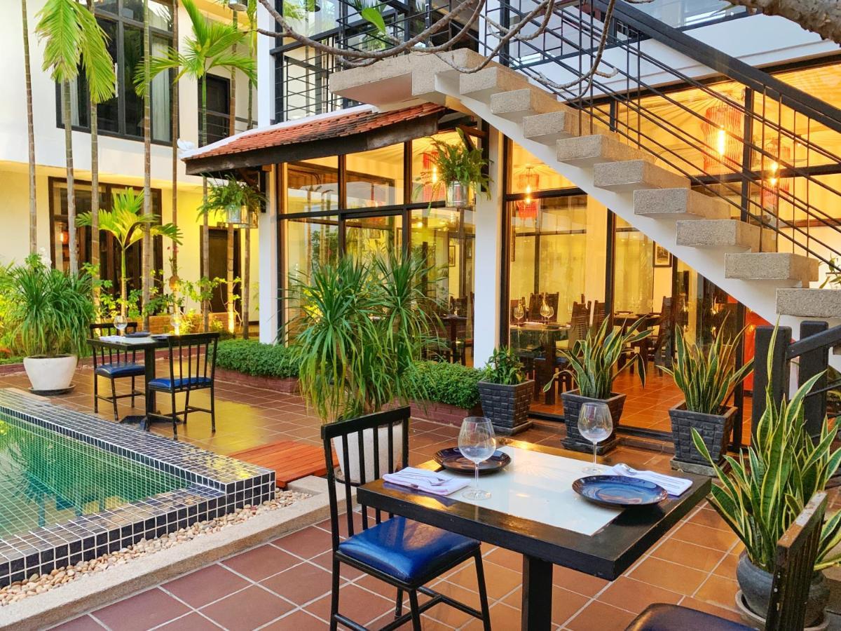โรงแรม ลา โรส บล็องช์ บูทิก โฮเต็ล