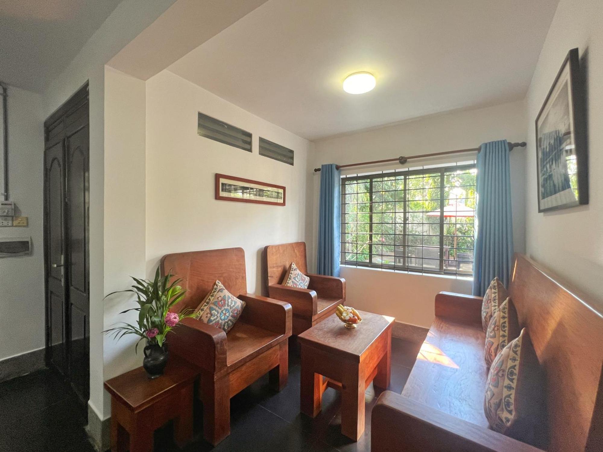 โรงแรม ลา โรส บล็องช์ บูทิก โฮเต็ล 4*