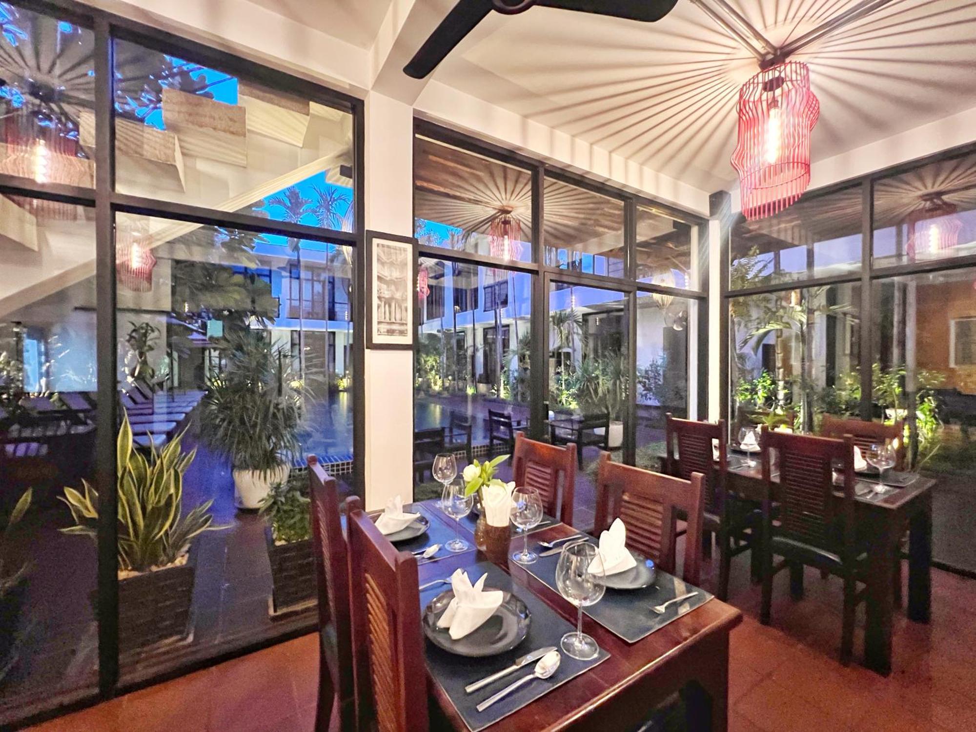 ลา โรส บล็องช์ บูทิก โฮเต็ล โรงแรม เสียมราฐ
